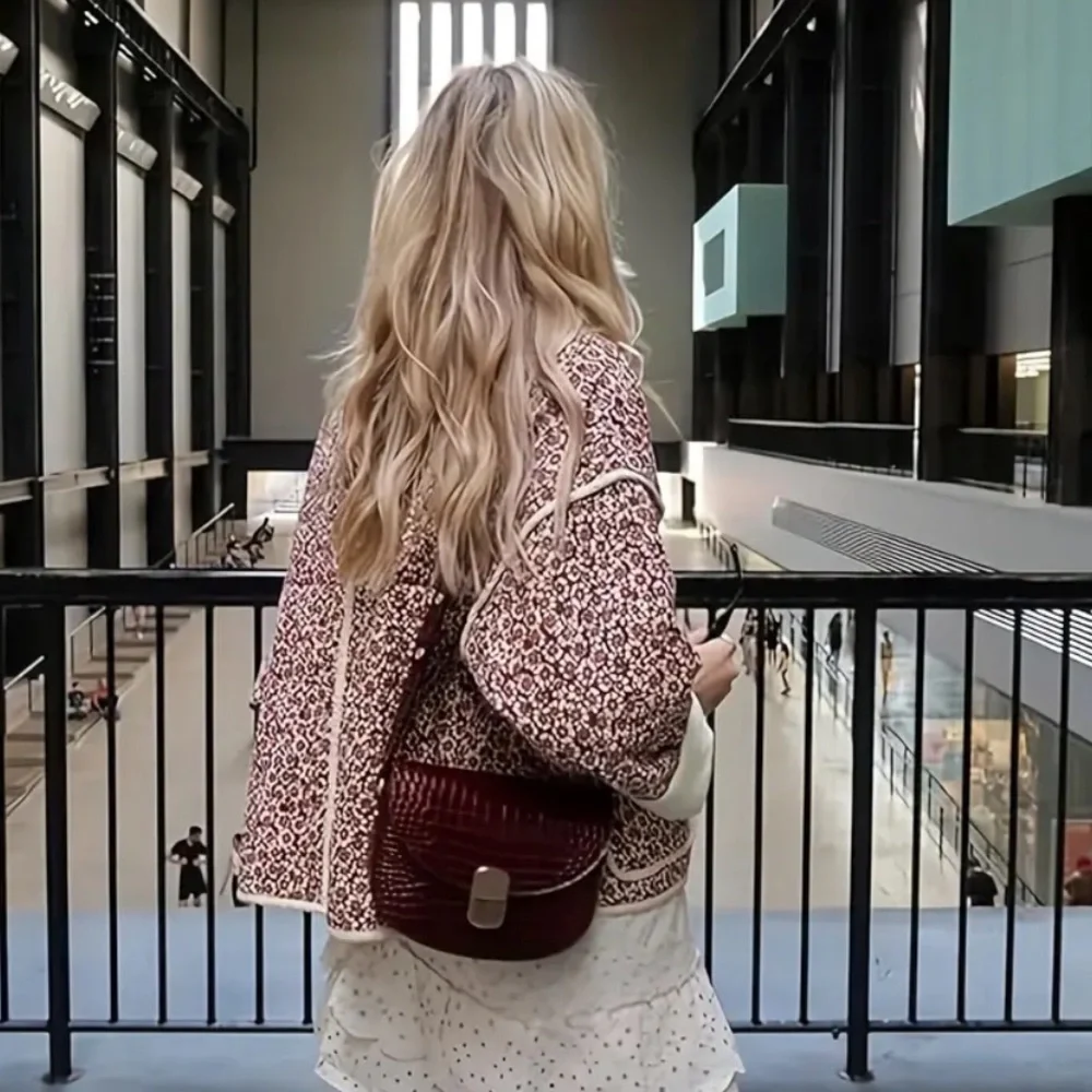 Cream and Brown/Red printed quilted lightweight jacket - Picture 4 of 6